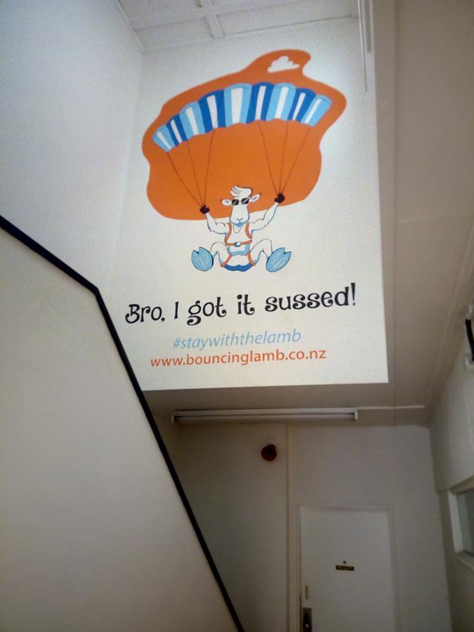 Bouncing Lamb Backpackers Hostel Nelson Exterior foto